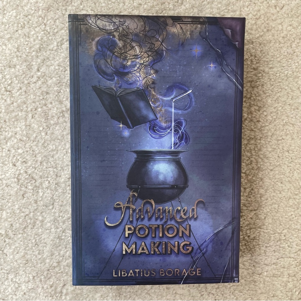 LitJoy Harry Potter Legends and Lore Potions Book Box and Puzzle